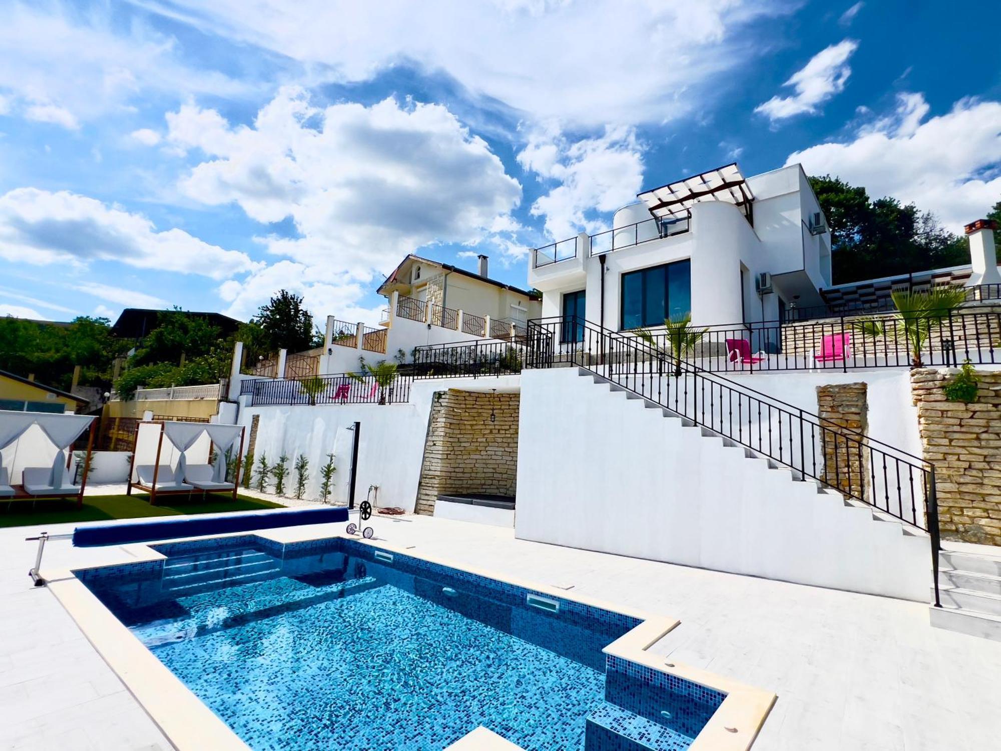 The White Pearl Boutique Villa 발치크 외부 사진